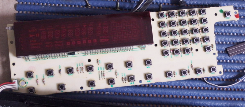 前面パネル内の基板_CDP-950