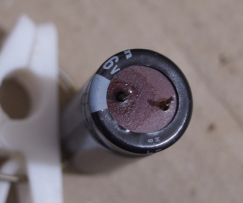 C902の液漏れ_CDP-391